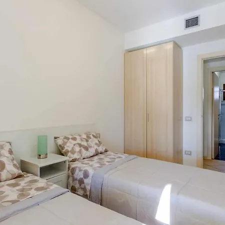 Appartamento L08 Sirolo Trilocale In Con Piscina